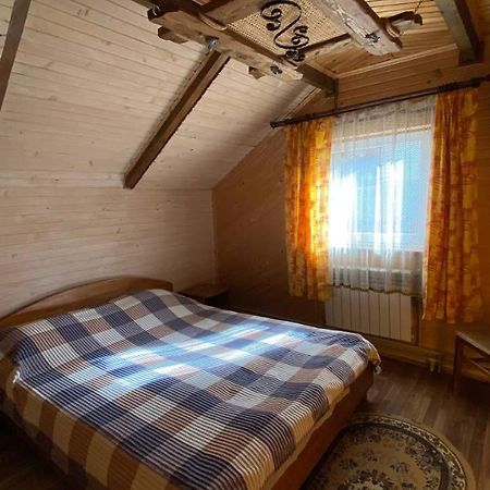 Hotel Gostynna Hata Mykulytschyn Exterior foto