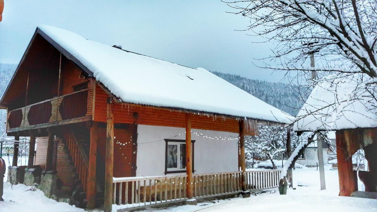 Hotel Gostynna Hata Mykulytschyn Exterior foto